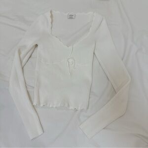 Aritzia White Soloist Sweater Top